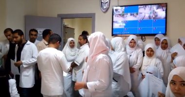 بالفيديو.. طلبات نقل جماعية لـ75 ممرضا و30 فنيا من مستشفى العريش العام