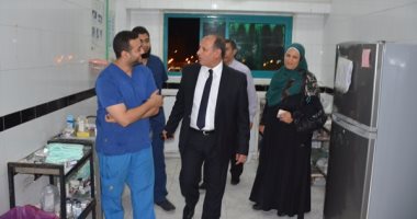 محافظ البحيرة يتفقد مستشفى الحميات بدمنهور بشكل مفاجىء للوقوف على جاهزيتها