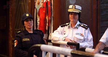 بالصور..الشرطة النسائية تشن حملة على سينمات وسط البلد لضبط المتحرشين