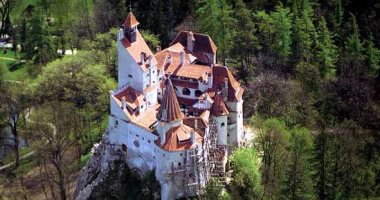 قلعة دراكولا.. حكاية أشهر موقع أثرى فى رومانيا