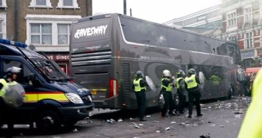حافلة مانشستر يونايتد تتعرض لحادث سير قبل مواجهة فينورد