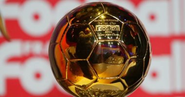 رونالدو وأجويرو ضمن أول 5 مرشحين لجائزة الكرة الذهبية