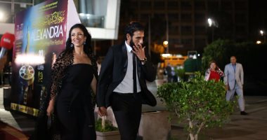 الظهور الأول لحنان مطاوع وزوجها فى حفل افتتاح مهرجان الإسكندرية السينمائى