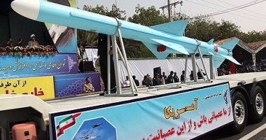 بالصور.. طهران تستعرض عضلاتها بذكرى الحرب العراقية بصواريخ إيرانية وروسية