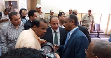القنصل السودانى يزور رعايا بلاده المحتجزين فى حادث مركب رشيد