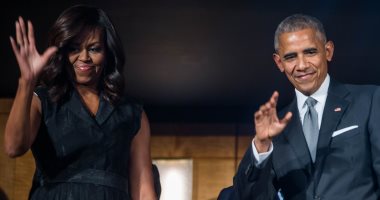 أوباما وزوجته يوقعان عقدا لنشر مذكراتهما فى كتابين