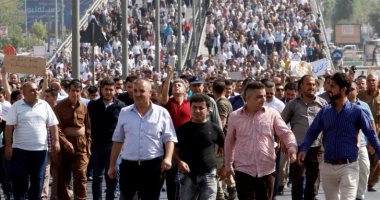 بالصور.. المئات يتظاهرون فى محافظة السليمانية فى العراق ضد الحكومة الكردية