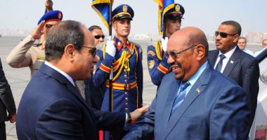 الرئيس السودانى يغادر القاهرة بعد لقاء الرئيس السيسي