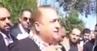 بالفيديو..محامون فلسطينيون ينظمون وقفة تنديدا باعتداء أجهزة أبو مازن على "مهند كراجة"