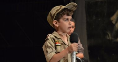 بالفيديو.. طفل يهدى قصيدة "حكايتك يا مصر" للشعب والجيش فى ذكرى النصر