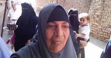 بالفيديو والصور.. إحدى ضحايا "مستريح كفر الشيخ": لو شفته هجيب كرشه