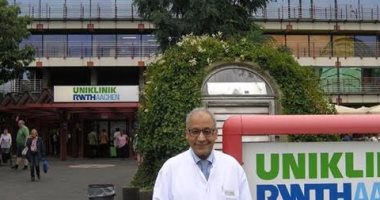 "الأعلى للثقافة" يواصل مشروع "الملهم" ويكرم أستاذ   أمراض جلدية حقق نجاحا فى ألمانيا