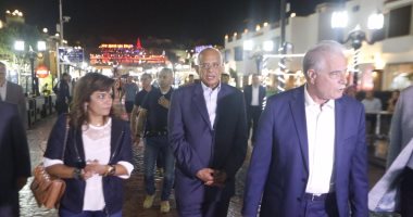 بالفيديو والصور.. جولة لرئيس البرلمان ووزير السياحة ونواب فى خليج نعمة 