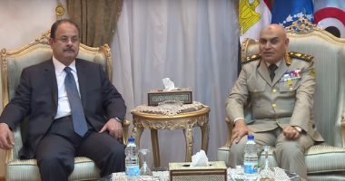 بالفيديو.. وزير الدفاع يستقبل وزير الداخلية للتهنئة بذكرى انتصار أكتوبر