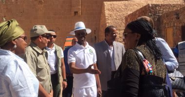بالصور.. رئيس البرلمان الأفريقى فى زيارة سياحية لدير سانت كاترين
