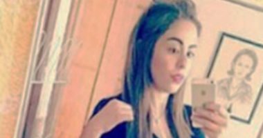 انتقادات على مواقع التواصل لفتاة مكسيكية بعد نشرها سيلفى مع جثمان جدها