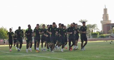  أسوان يحشد 18 لاعباً لمواجهة الأهلى.. وعودة حمودة وعاطف وحسن للقائمة