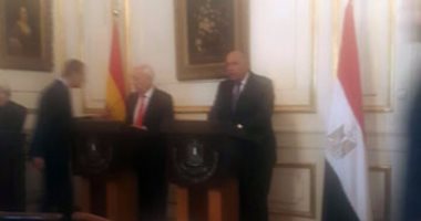 سامح شكرى يبحث مع وزير خارجية إسبانيا أوضاع المنطقة وسبل مكافحة الإرهاب