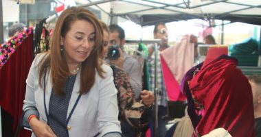 وزيرة التضامن تفتتح معرض "النهاردة مصرى “لتشجيع المنتجات الوطنية