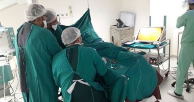 إجراء أول عملية منظار ركبة بمستشفى دمياط التخصصى مجاناً 