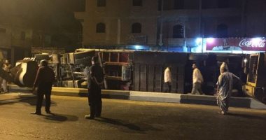 شلل مرورى على طريق ميت غمر - المنصورة بسبب انقلاب مقطورة