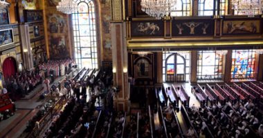 بالصور.. أسقف كنيسة شرم الشيخ: شعب مصر يتألم لضحايا الطائرة الروسية 