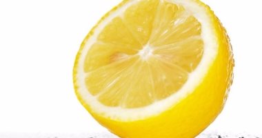 الليمون هو الحل.. 4 وصفات طبيعية للتخلص من خشونة الوجه فى الشتاء