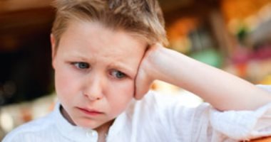 الإندبندنت تحذر: التوتر ينتشر بين الأطفال بشكل مرعب 