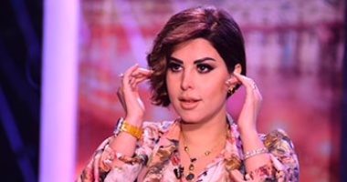 "الإخوان" تعلن الحرب على الفنانة الكويتية شمس بعد حوارها مع خالد صلاح