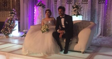 بالصور.. محمود علاء يحتفل بزفافه فى "الدفاع الجوى"