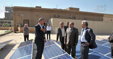 بالصور.. جابر نصار يعلن تشغيل أول محطة للطاقة الشمسية بجامعة القاهرة خلال أسبوع