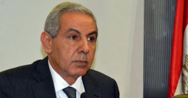 وزير الصناعة يتفقد مدينة الأثاث فى دمياط استعدادا لزيارة الرئيس غدا
