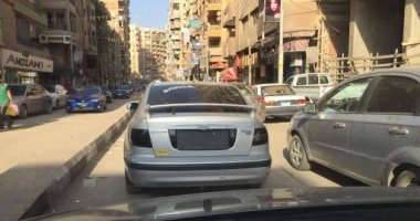 صحافة مواطن.. قارئ يرصد سيارة بدون أرقام فى شارع الأمن الغذائى بالزقازيق