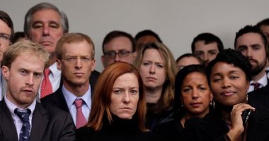 شاهد.. الحزن يخيم على فريق أوباما أثناء استقبال ترامب فى البيت الأبيض