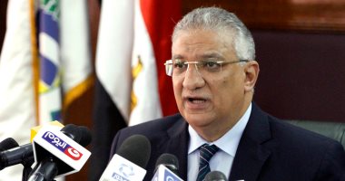أحمد زكى بدر يصل الفيوم لافتتاح القافلة التنموية الشاملة بقرية السعيدية