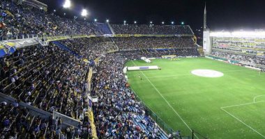 الأرجنتين تسعى لاستضافة تشيلى على ملعب لا بومبونيرا بأوامر اللاعبين