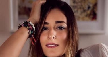 أمينة خليل بطلة فيلم تامر حسنى الجديد "البدلة"
