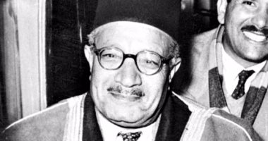 ذات يوم 20 نوفمبر 1951.. «الهضيبى» مرشد الإخوان يجتمع بالملك فاروق ويتفقان على «محاربة الشيوعية»