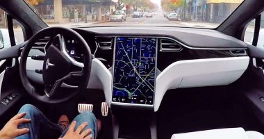 فيديو جديد يستعرض مزايا سيارة تسلا ذاتية القيادة