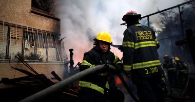 بالصور.. إطفاء إسرائيل: لا يوجد لدينا ما يكفى من رجال إنقاذ لإخماد الحرائق