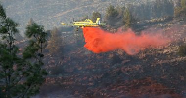 بالفيديو ..طائرات الإطفاء الإسرائيلية تفشل فى إخماد الحرائق بالقدس