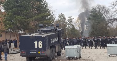 إصابات فى صفوف الشرطة البلغارية خلال اشتباكات مع لاجئين بمخيم جنوب البلاد