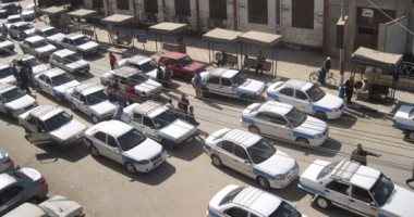 قبل نهاية العام.. كيف تغيرت ردود أفعال المصريين على تاكسى "الأبليكيشن"؟