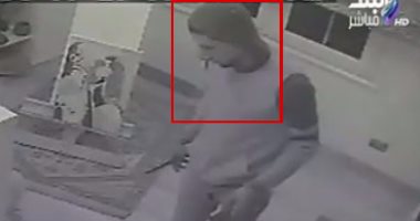 بالفيديو.. أحمد موسى يعرض مقطع لحظة دخول وخروج قاتل نيفين لطفى