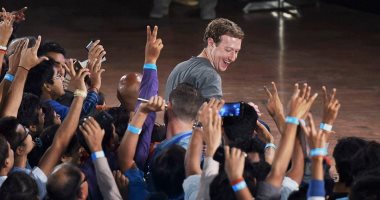 بعد اتهامها بالاحتكار.. فيس بوك يقتحم الهند بخدمة "إكسبرس واى فاى" للإنترنت