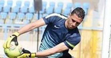 محمود رضا يعود لتدريبات حراس دجلة بعد شفائه من جراحة القدم
