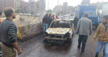 كثافات مرورية إثر حريق سيارة نقل بطريق الإسكندرية الزراعى