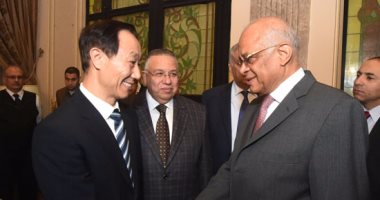 رئيس البرلمان يستقبل وفدا صينيا.. ويؤكد أهمية زيادة استثمارات بكين بمصر