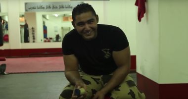 شاهد بالفيديو.. ضابط صاعقة مبتورة ساقه فى سيناء يحقق بطولات دولية 