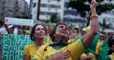 بالصور...متظاهرون ينظمون مسيرات فى البرازيل لدعم الحملة على الفساد
